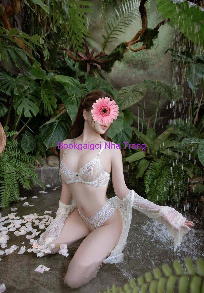 Mộc Trà - Hoa Khôi Xinh Đẹp Tinh Tế Tại Gái Gọi Xinh Đẹp Nha Trang (1)
