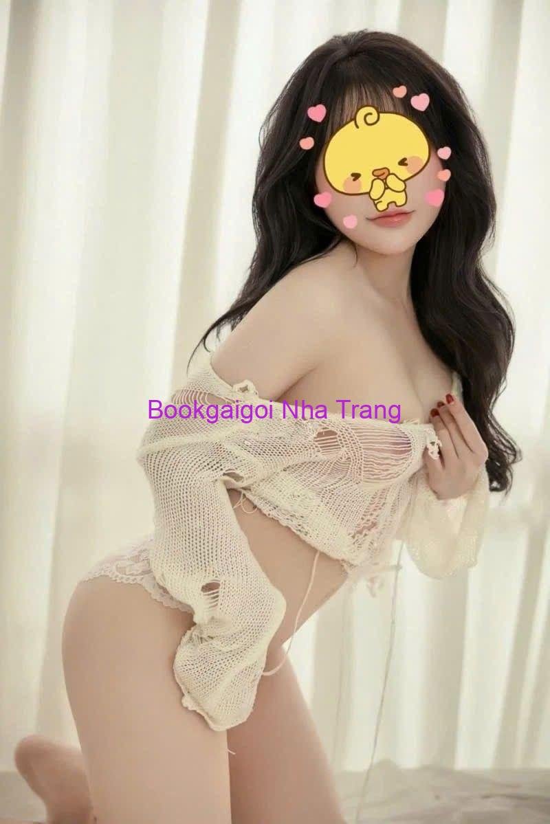 Vy Vy – Gương Mặt Xinh Đẹp, Trẻ Trung Tại Nha Trang (4)